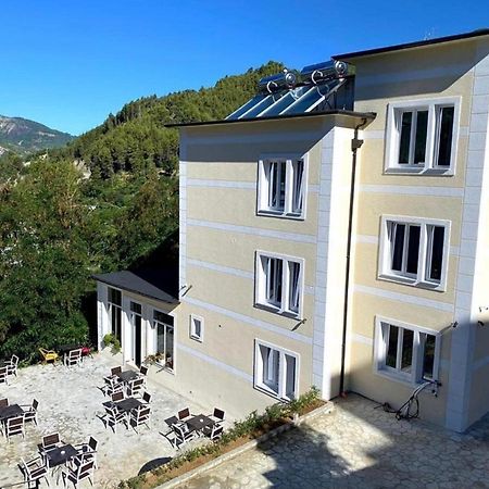 R Hotel Zhaban Eksteriør bilde