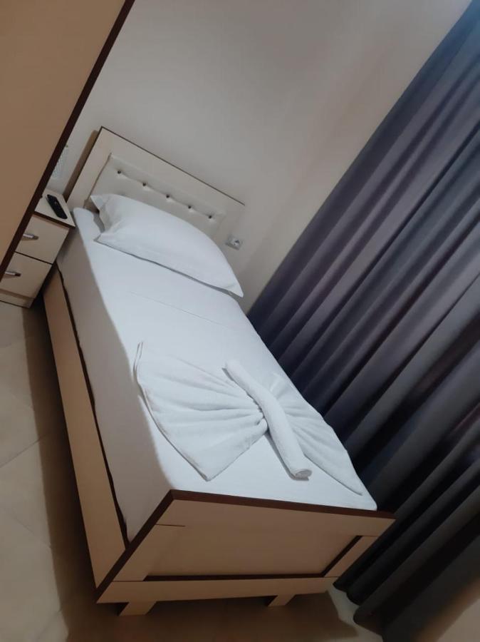 R Hotel Zhaban Eksteriør bilde