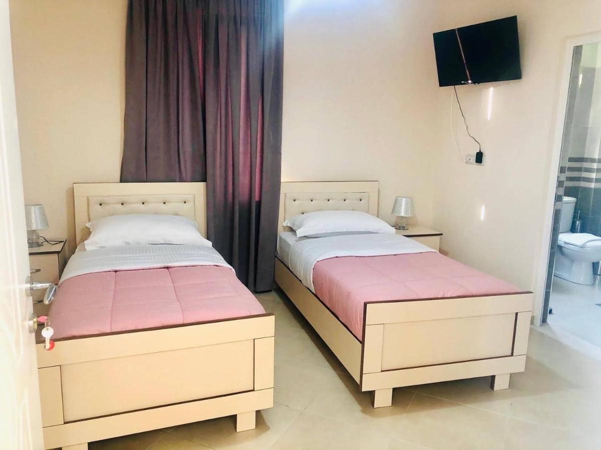 R Hotel Zhaban Eksteriør bilde