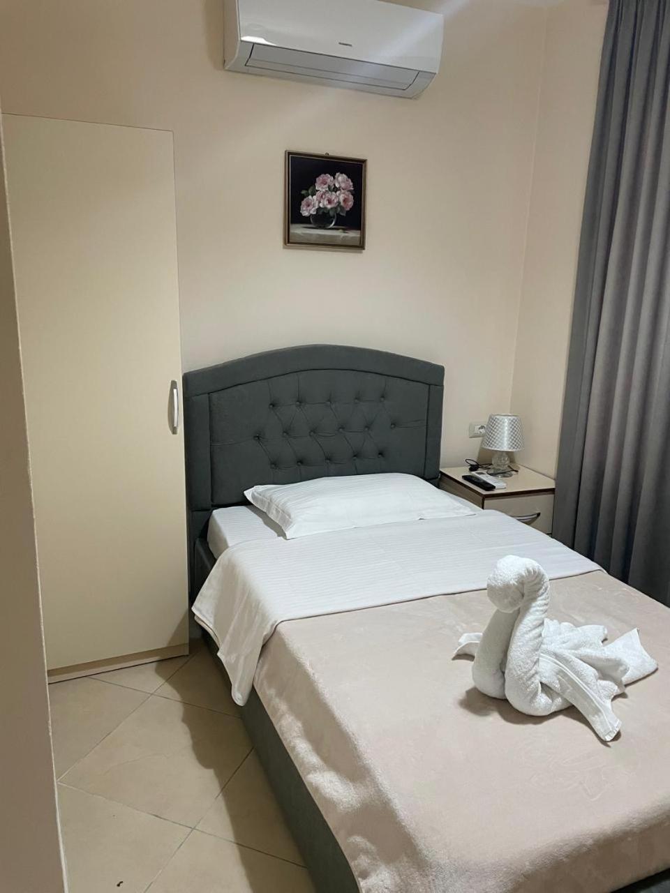 R Hotel Zhaban Eksteriør bilde
